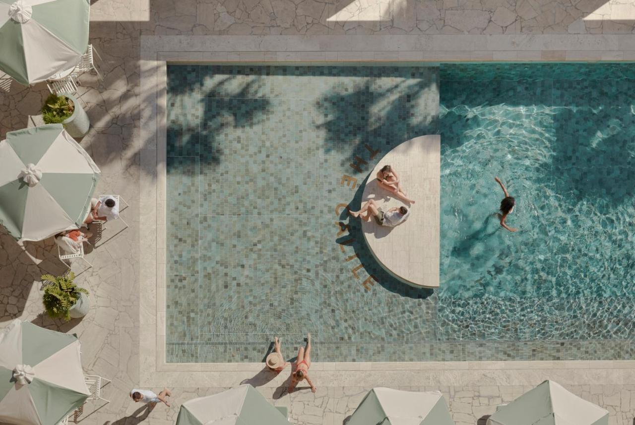 The Calile Hotel Брисбен Экстерьер фото The pool at the hotel